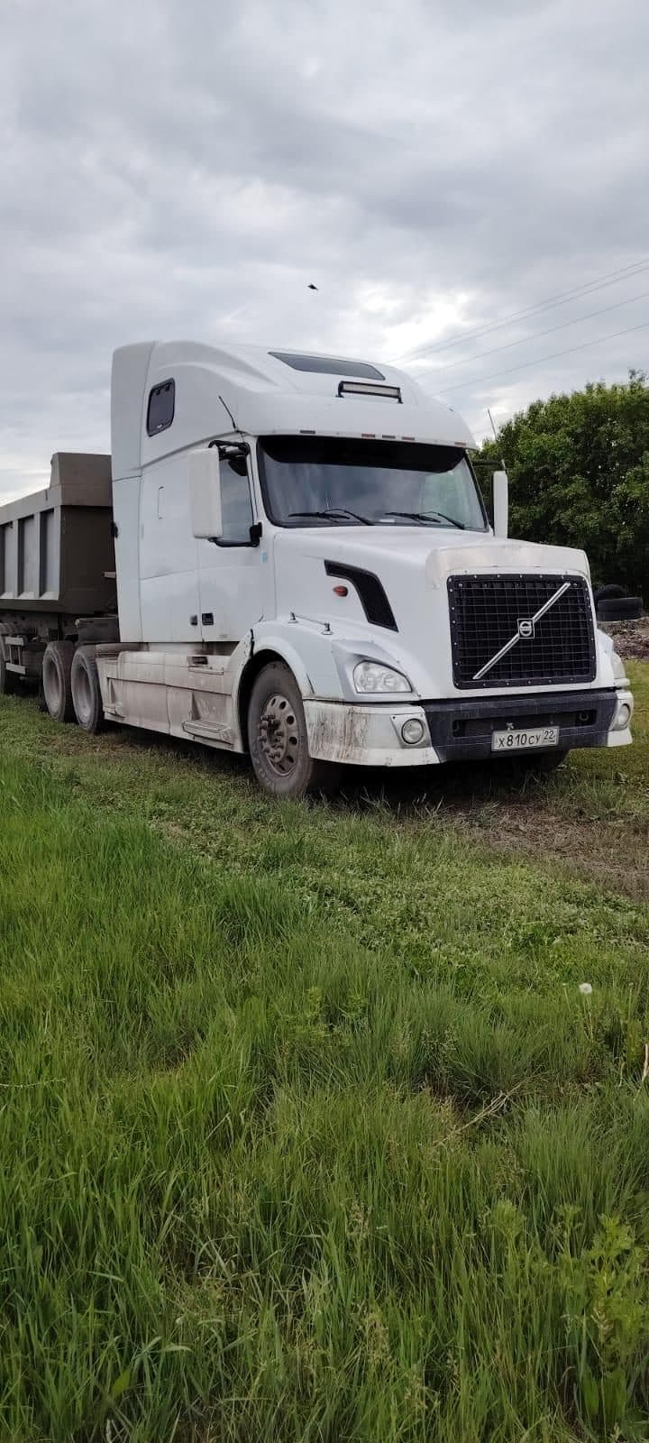 лот №1 – «Транспортное средство: Автомобиль марки VOLVO модель VNL670. Год выпуска: 2008. VIN-номер 4V4NC9TJX9N275417.».