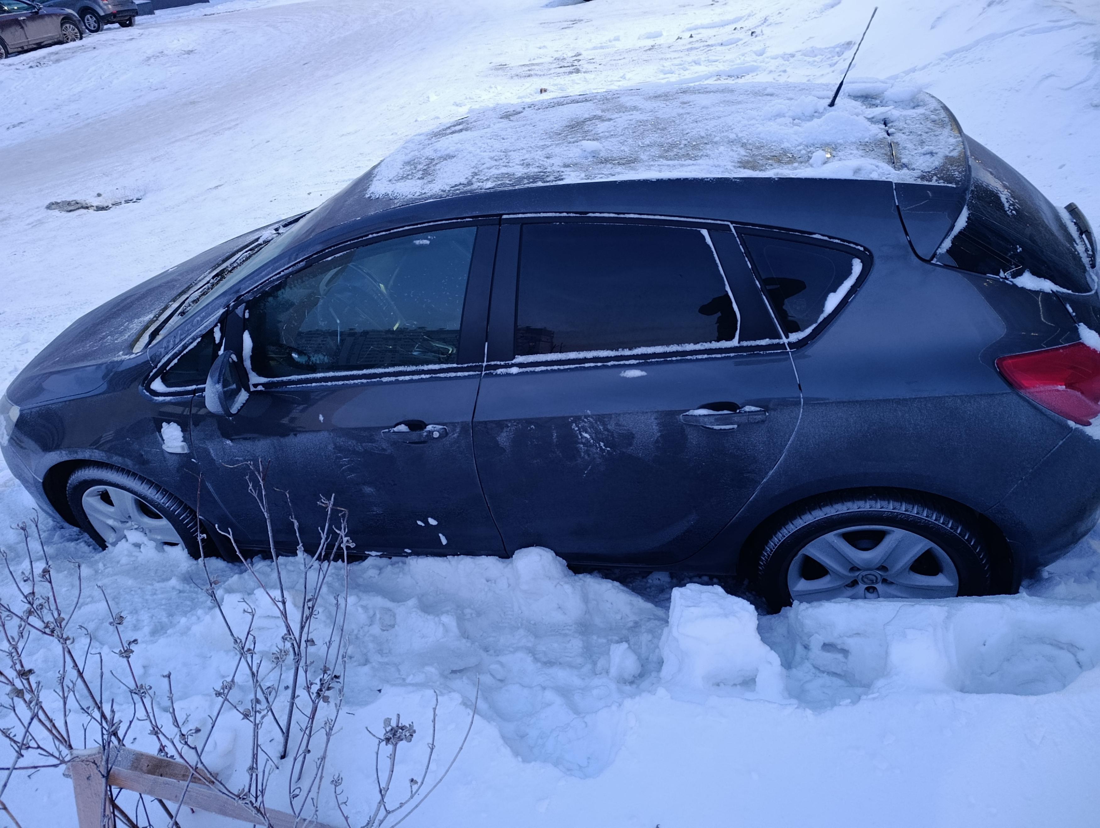 Автомобиль легковой, Опель Астра 2011 г.в. VIN XUFPD6DJ7C3000645, г/з Т991НХ142