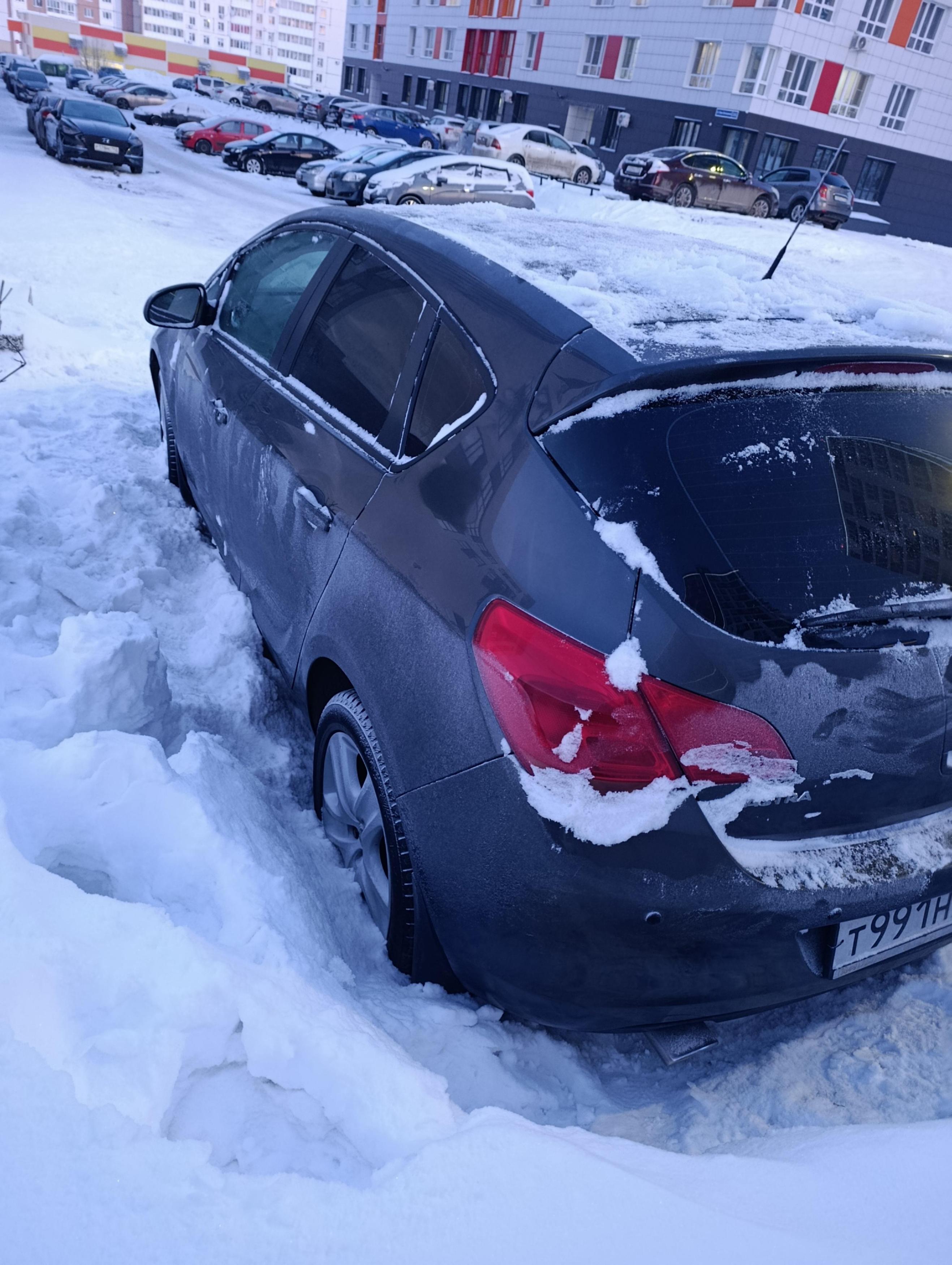 Автомобиль легковой, Опель Астра 2011 г.в. VIN XUFPD6DJ7C3000645, г/з Т991НХ142