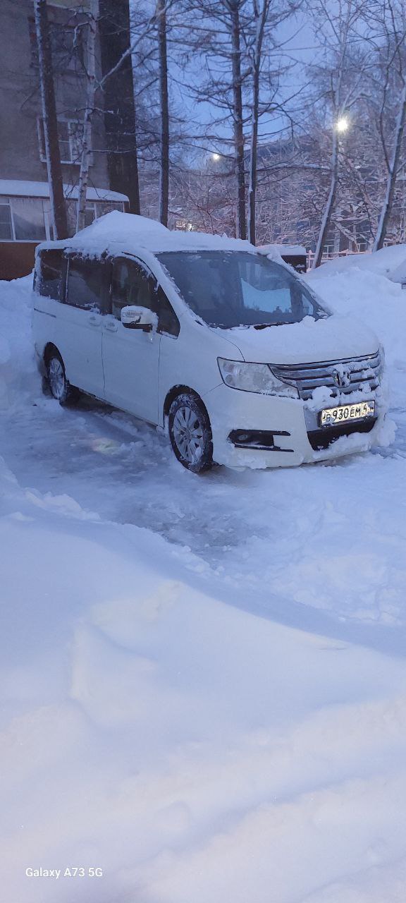Легковой автомобиль, марка: HONDA, модель: STEPWGN, год изготовления: 2011 г.в.