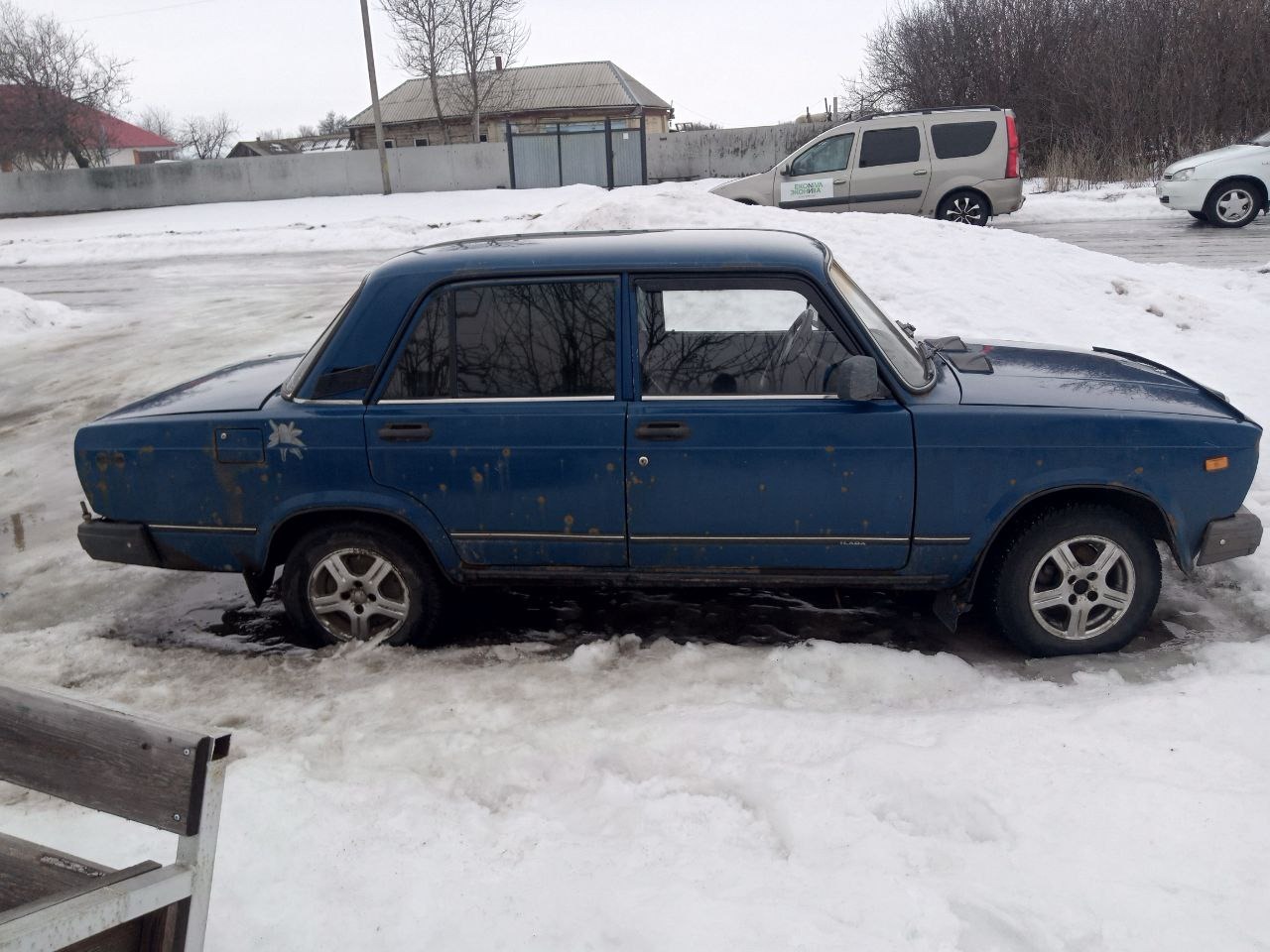 Легковой автомобиль, ВАЗ 21074