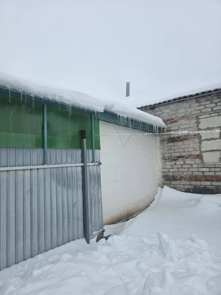 Квартира, площадь 67.8 кв.м., назначение: Жилое, этаж: 1, адрес (местонахождение): 396201, Россия, Воронежская обл, село Дмитриевка, Панинский р-н, Советская, дом 39, квартира 2, кадастровый (условный) номер: 36:21:1100004:105 Находится в долевой собственности, размер доли: 1/3 Земельный участок, площадь 838 +/- 10 кв.м., назначение: Земли населенных пунктов, адрес (местонахождение): 396201, Воронежская область, село Дмитриевка, Панинский р-н, Советская, дом 39/2, кадастровый (условный) номер: 36:21:1100004:118 Находится в долевой собственности, размер доли: 1/3