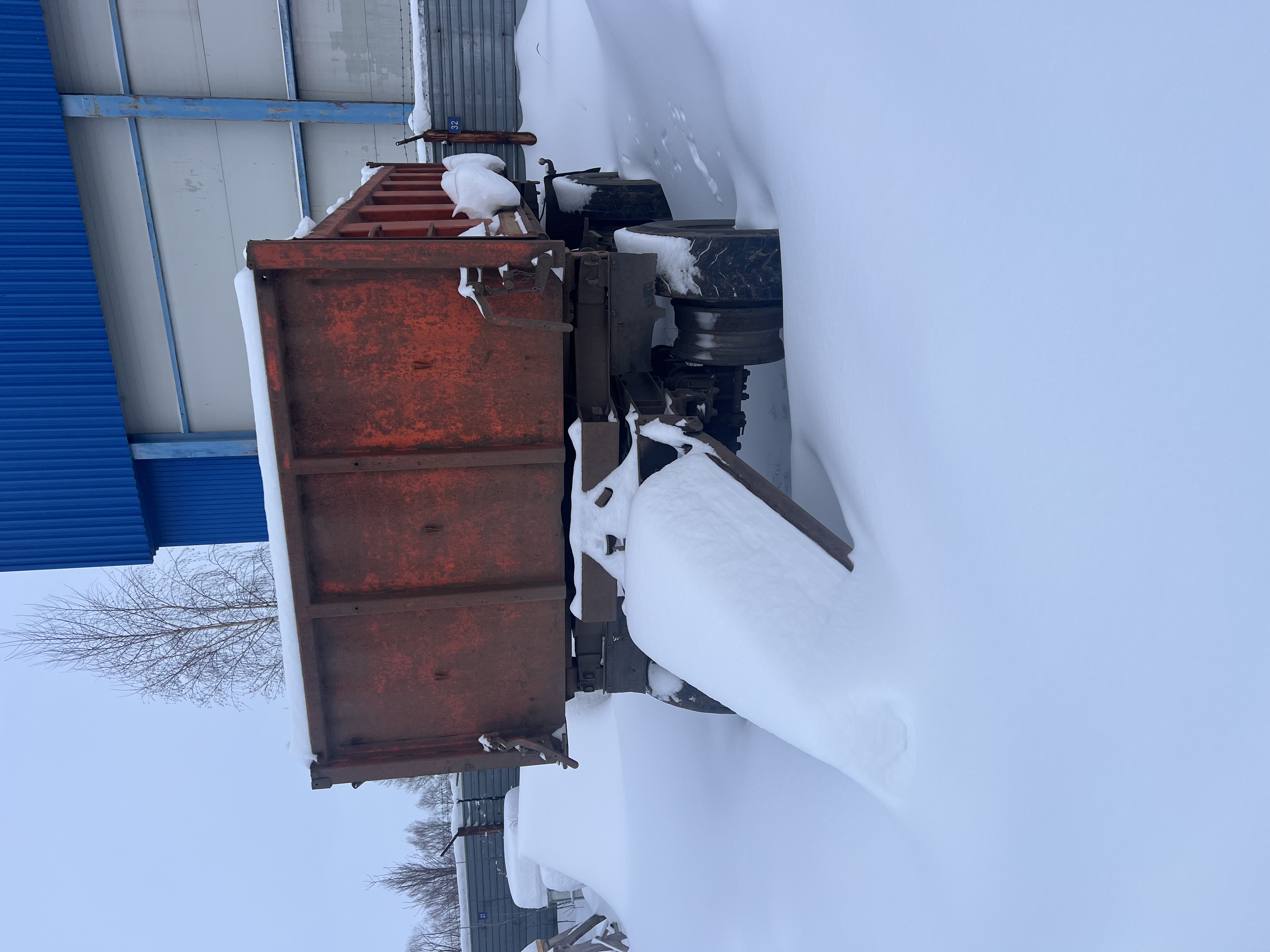 Прицеп самосвал МАЗ 856100-(014) MAZ 856100-(014) 2013 года выпуска VIN Y3856100D0006099