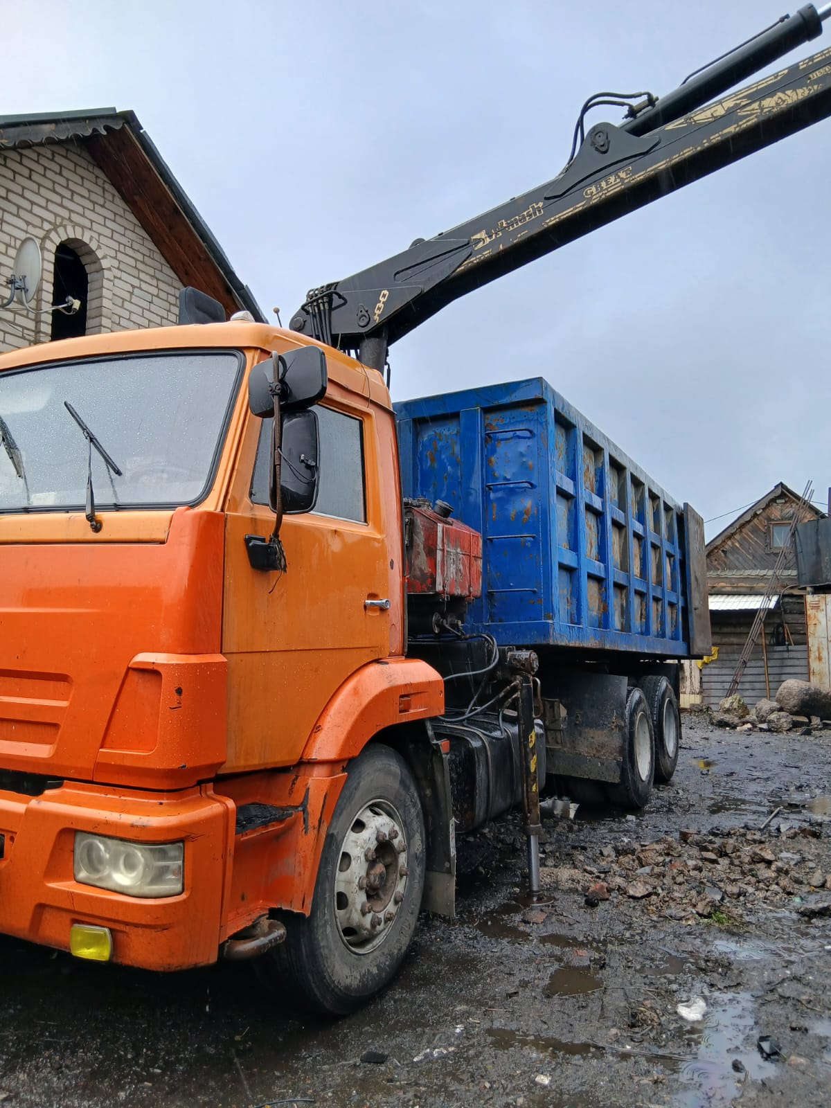 Тип машины: Автомобиль-металловоз, Марка, модель ТС: 454900, Год изготовления ТС: 2011, Идентификационный номер машины (VIN): X89454900B0DE4046, Номер двигателя: 86000778, Шасси (рама) № XTC651153B1200908, Кузов (кабина, прицеп) № 2198548, Цвет кузова (кабины, прицепа): оранжевый.