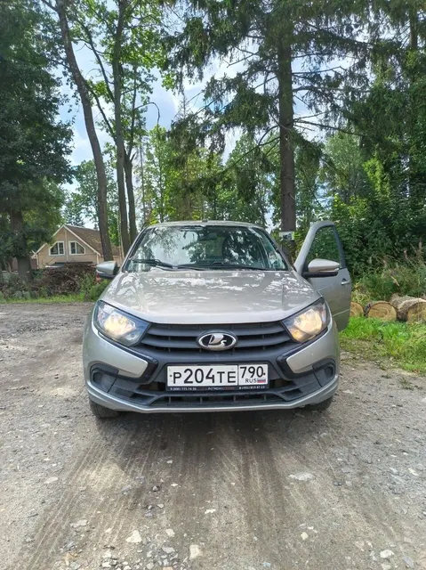 LADA GRANTA, 2022, VIN: XTA219040P0877229. В залоге у ООО МФК «ПСБ Финанс».