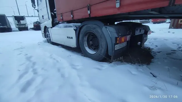 тягач MAN 18, VIN WMAH05ZZZ3G160770, Год выпуска 2002 г. Залоговое имущество ПАО «Сбербанк».