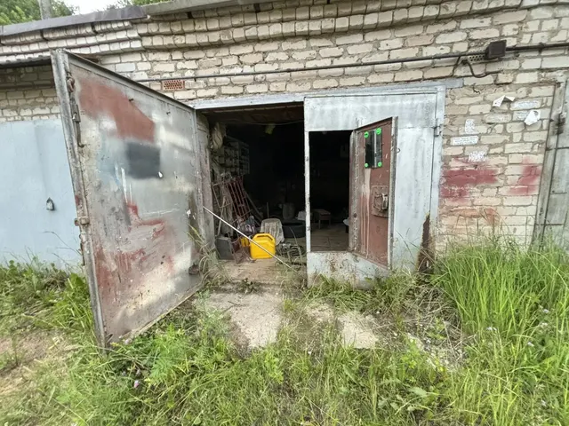 Гараж, год строительства 1980 г,