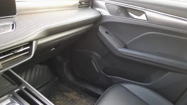 Марка, модель ТС: HAVAL JOLION Ид.№ (VIN): XZGFE04A5PA868449 Год изготовления ТС: 2023 Модель, № двигателя: GW4B15D - 23405531266 Кузов №: Отсутствует Цвет кузова: Белый Электронный ПТС №: 164301072944250