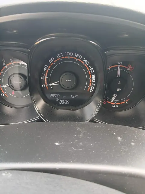 Автомобиль