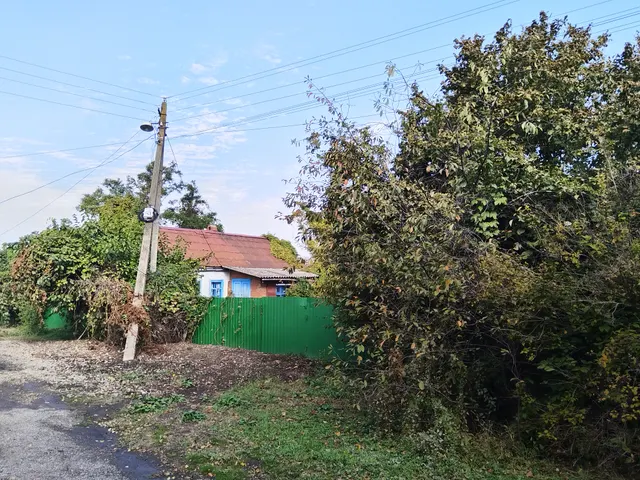 Недвижимое имущество Здание жилое кадастровый № 23:07:0601006:99, адрес: Российская Федерация, Краснодарский край, Динской район, ст-ца Пластуновская, ул. Пионерская, д. 58, площадь 45,2 кв.м., Земельный участок кад. № 23:07:0601006:16, адрес: Российская Федерация, Краснодарский край, Динской район, ст-ца Пластуновская, ул. Пионерская, 58, площадь 847,0 кв.м.