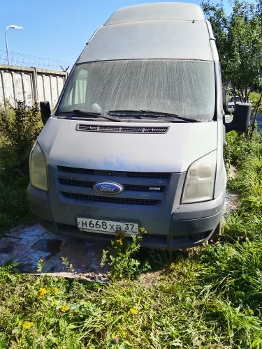 Автомобиль марки FORD TRANSIT VAN, 2008 г. выпуска, цвет серебристый, двигатель QVFA 8C10166, идентификационный номер (VIN) WFOXXXTTFX8C10166, ПТС No 77 ГХ 634358, выдан Центральной акцизной таможней 19.06.2008г.