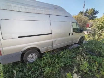 Автомобиль марки FORD TRANSIT VAN, 2008 г. выпуска, цвет серебристый, двигатель QVFA 8C10166, идентификационный номер (VIN) WFOXXXTTFX8C10166, ПТС No 77 ГХ 634358, выдан Центральной акцизной таможней 19.06.2008г.