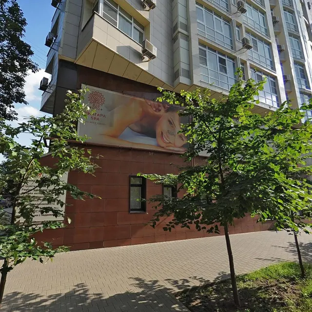 0,04762 доли в нежилом помещении, нежилое помещение (автостоянка). площадь: общая 755 кв.м, номера на поэтажном плане: 1,2,3,4,5,6,7,8,9,10,11,13,14,15,16,17,18,19,20,22,23,24,25,26,27,28,29,30. этаж: подвал., назначение - нежилое, площадь: 755 кв.м., 1 этаж, к.н.: 61:44:0040442:1254, вид собственности: долевая, адрес: Россия, Ростовская обл., г. Ростов-на-Дону, Кировский район, ул. Пушкинская, дом №168/78 (на объект зарегистрировано право залога в пользу Кузьмина Валентина Николаевна)