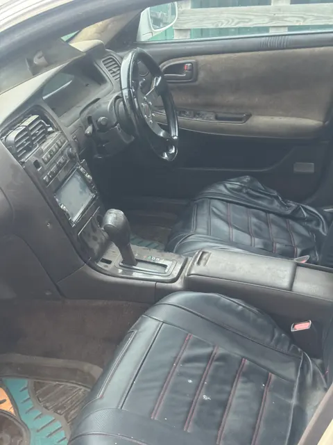 Легковой автомобиль, марка: TOYOTA, модель: Чайзер, год изготовления: 1993, цвет: Светло-серый, VIN: отсутствует, ПТС: 78 ХА 346900, г/н: Н655ВО28, изготовитель (страна): Япония, модель двигателя: JZX90-3081648, тип двигателя: бензиновый, двигатель №: IJZ 0510814, мощность двигателя, л. с. (кВт): 180 (132,4), рабочий объем двигателя, куб. см: 2491, шасси (рама) № отсутствует, кузов №: JZX90-3081648, экологический класс: нулевой, вид собственности: индивидуальная.