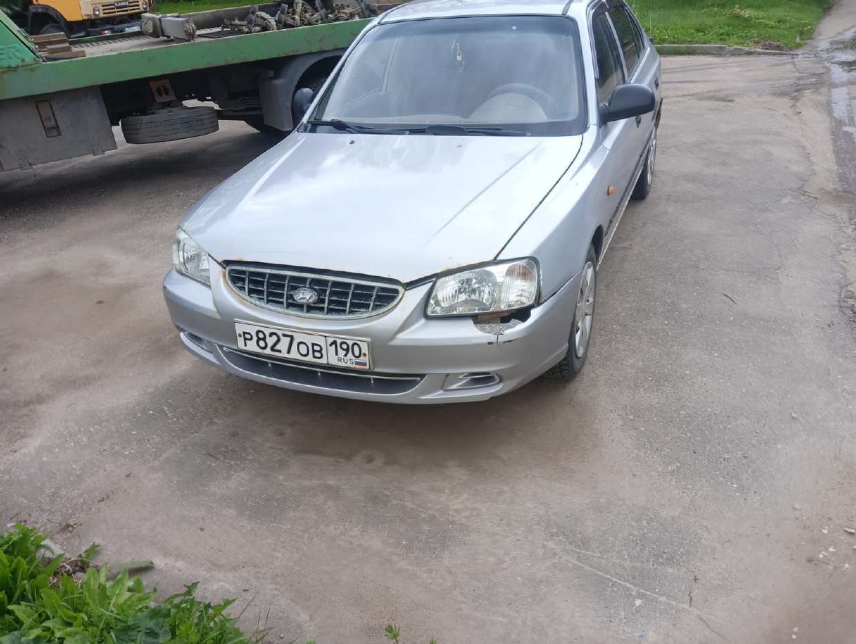 Легковой автомобиль, марка: Hyundai, модель: Accent, год изготовления: 2005, VIN: X7MCF41GP6A059652. Имущество находится в залоге у ООО МКК "Кредди" (ИНН: 9710037450, ОГРН: 5177746022262).