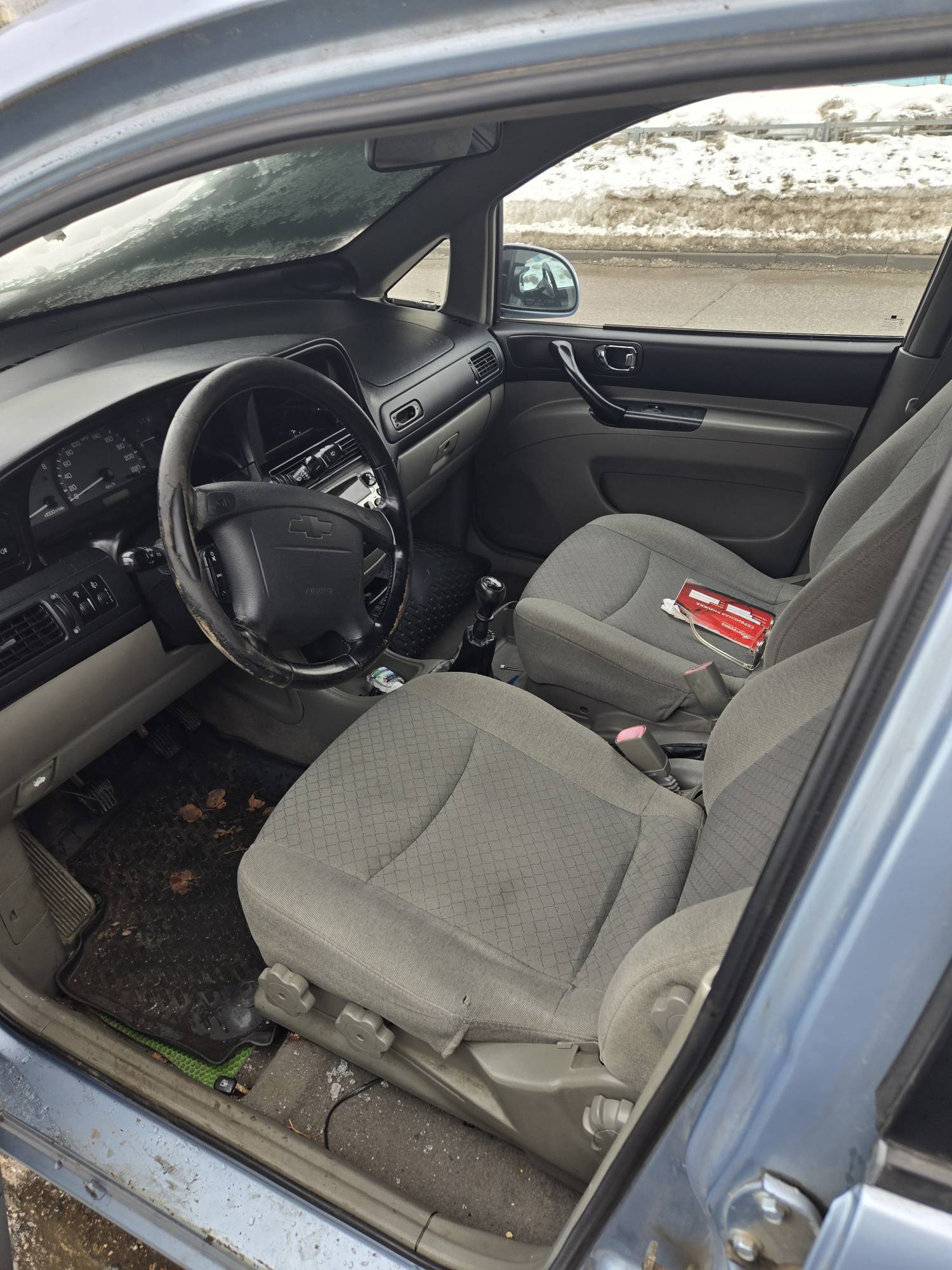 Транспортное средство Chevrolet Rezzo, 2006 г.в., VIN: VIN X4XUF756170000950, (СОВМЕСТАЯ СОБСТВЕННОСТЬ С БЫВШИМ СУПРУГОМ). Не является предметом залога.