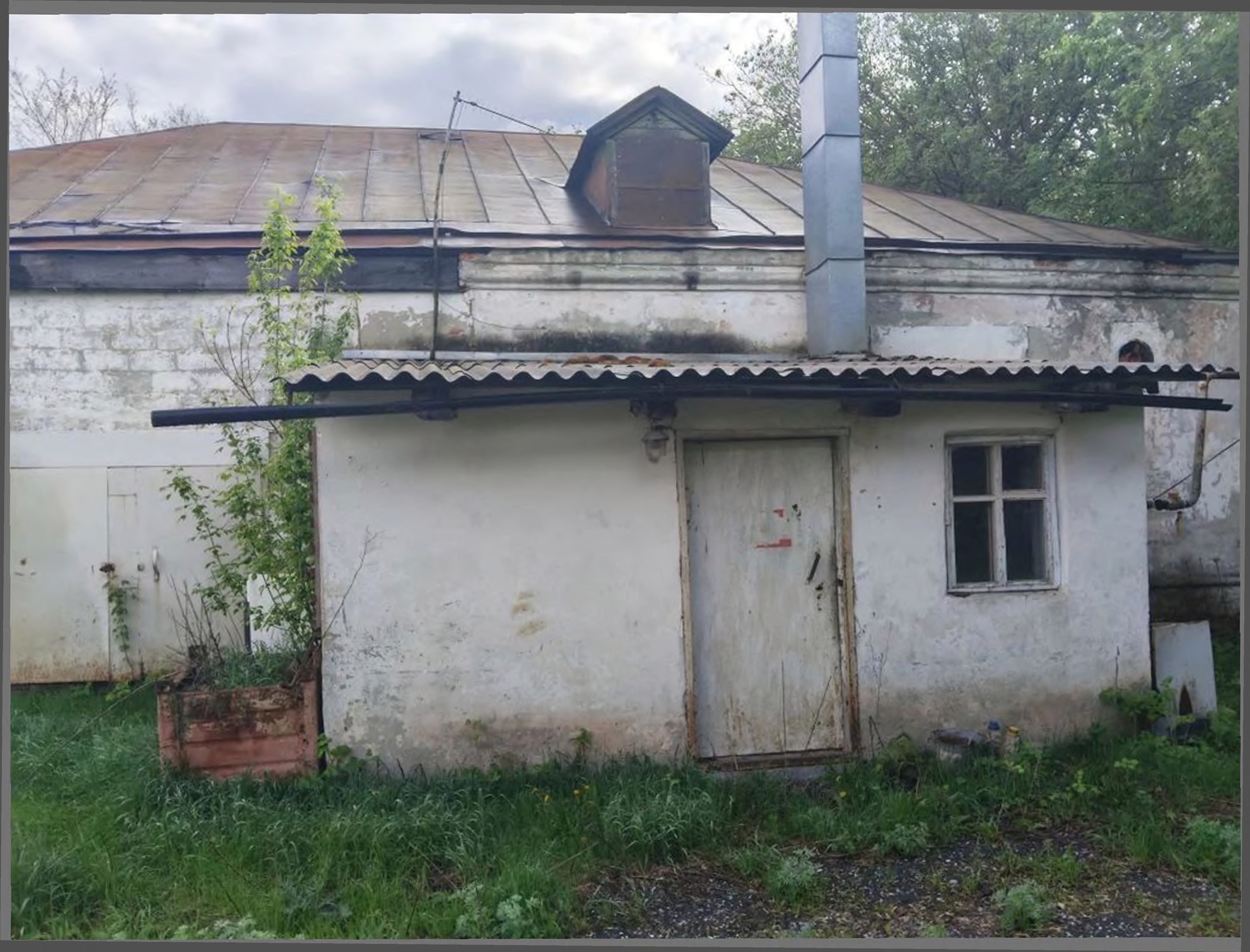 здание, этажность 1, общей площадью 134,10 кв.м., кадастровый номер 68:17:0701002:442, назначение – общественное питание, расположенного по адресу: Тамбовская область, Сампурский район, с.Сампур, ул.Мира, д.4 -земельный участок, общей площадью 1666 кв.м., категория земель: земли населенных пунктов, кадастровый номер 68:17:0701009:5, расположенного по адресу: Тамбовская область, Сампурский район, с.Сампур, ул.Мира, д.4