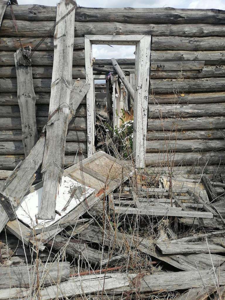 Лот № 2 Рязанская обл., Клепиковский муниципальный район, Бусаевское сельское поселение, деревня Томаково, уч. 3, 2692 кв.м., кадастровый номер: 62:05:2420101:2 и Здание жилое по адресу: Рязанская обл., Клепиковский р-н, д.Томаково, д. 3, 54,3 кв.м., кадастровый номер: 62:05:2420101:52. Начальная цена лота №2: 828027.24 рублей, без НДС.