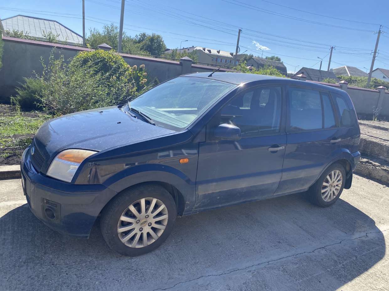 Легковой автомобиль, марка: FORD FUSION, год изготовления: 2008 г.в., цвет: ТЕМНО-СИНИЙ, VIN: WF0UXXGAJU8Y08652, ПТС: 77 УВ 073154, г/н: X037XK26, изготовитель (страна): ГЕРМАНИЯ, модель двигателя: FXJA8Y08652, тип двигателя: БЕНЗИНОВЫЙ, мощность двигателя, л. с. (кВт): 59/80.3, рабочий объем двигателя, куб. см: 1388, шасси (рама) № ОТСУТСТВУЕТ, кузов №: WF0UXXGAJU8Y08652, экологический класс: ЧЕТВЕРТЫЙ, разрешенная максимальная масса: 1605 кг, масса без нагрузки: 1156 кг, организация-изготовитель ТС: ФОРД ВЕРКЕ ГМБХ (ГЕРМАНИЯ)