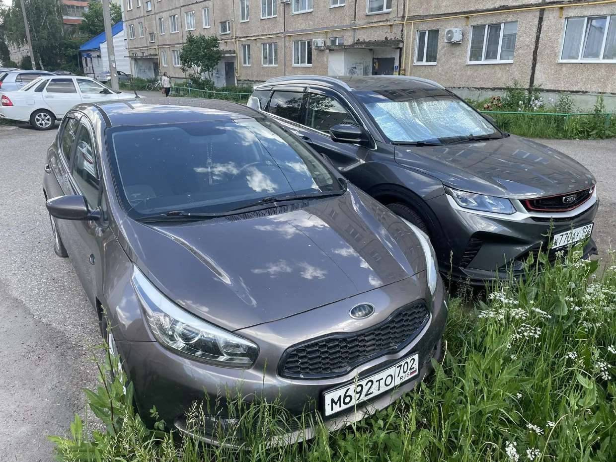 Лот №1 - VIN XWEHN512BE0022545, 2014 г.в. Легковой автомобиль, марка, модель: КИА JD (СEED). начальная цена продажи 983700руб.