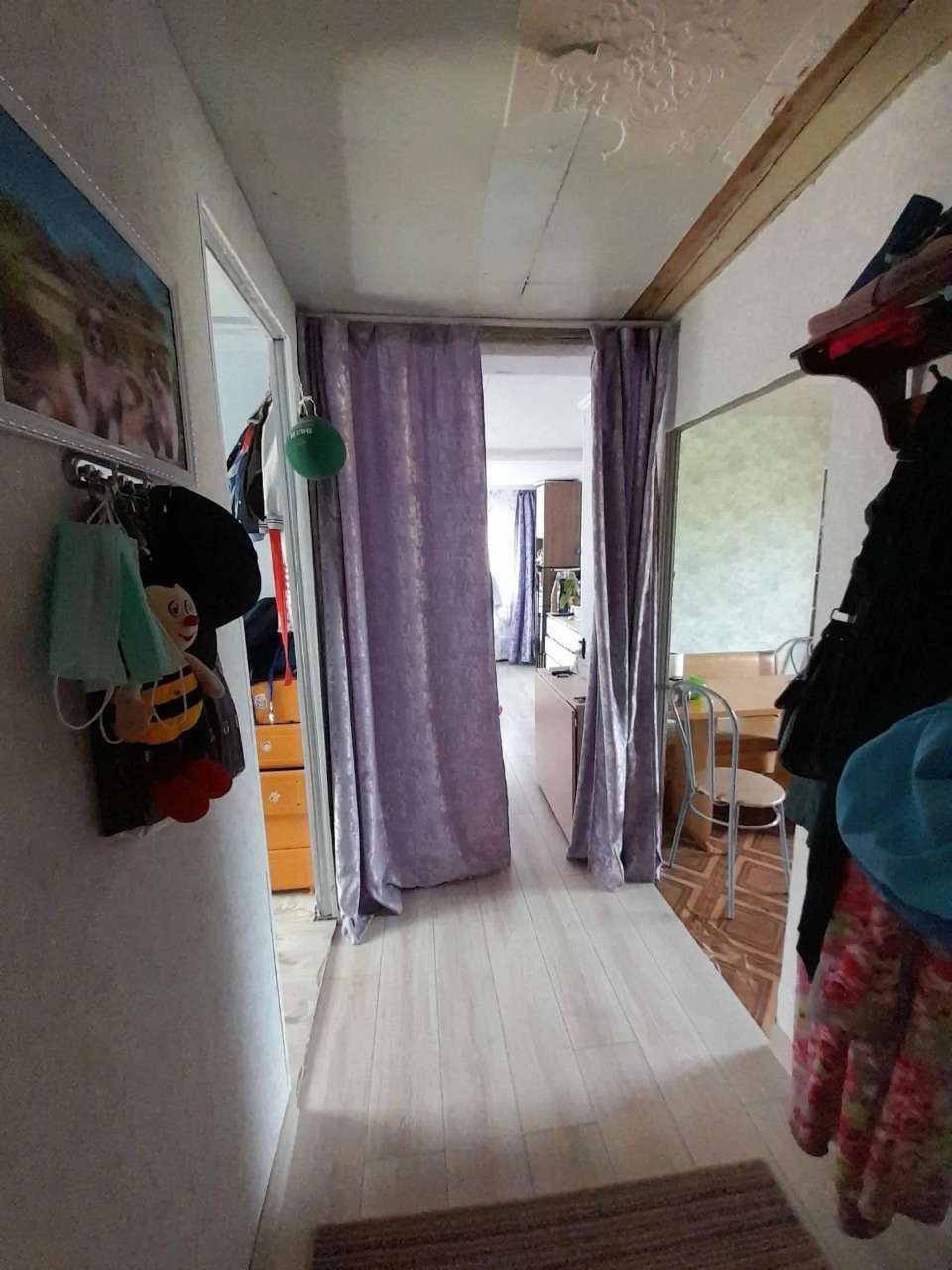 - Жилой дом, площадью 63,2 кв.м., по адресу: Пермский край, муниципальный округ Лысьвенский, город Лысьва, улица Первомайская, д. 126, с кадастровым номером: 59:09:0000000:988, Земельный участок, площадью 1500 кв.м., по адресу: Пермский край, муниципальный округ Лысьвенский, город Лысьва, улица Первомайская, д.126, с кадастровым номером: 59:09:0013001:3.