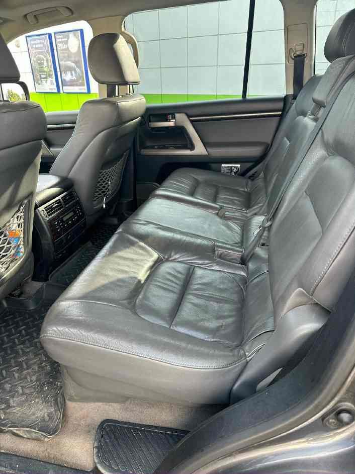 Автомобиль TOYOTA Land Cruiser 200, 2009 г.в., VIN – JTMHT05J805056007, ПТС 78УЕ 937622; цвет кузова серый; 288 л.с.; тип двигателя бензиновый; категория ТС В, экологический класс четвертый,