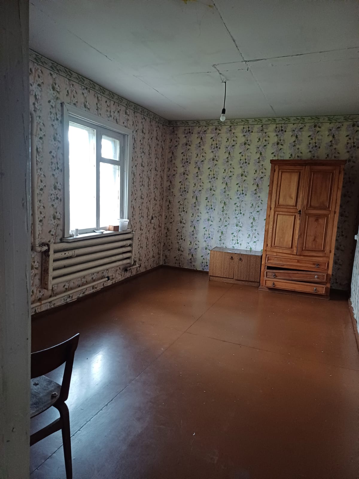 Помещение КН 38:09:011704:1851, адрес – Иркутская обл., г. Киренск, мкр. Пролетарский, ул. 2-я Лесная, д.3, кв. 1, площадь – 30,5 кв.м., вид права – собственность