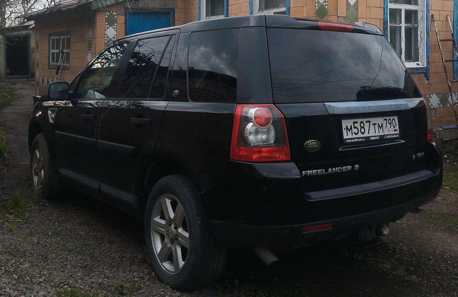 Автомобиль - Land Rover Freelander 2, 2008 г.в., VIN SALFA28B89H134013. Является предметом залога АО КБ Локо-Банк