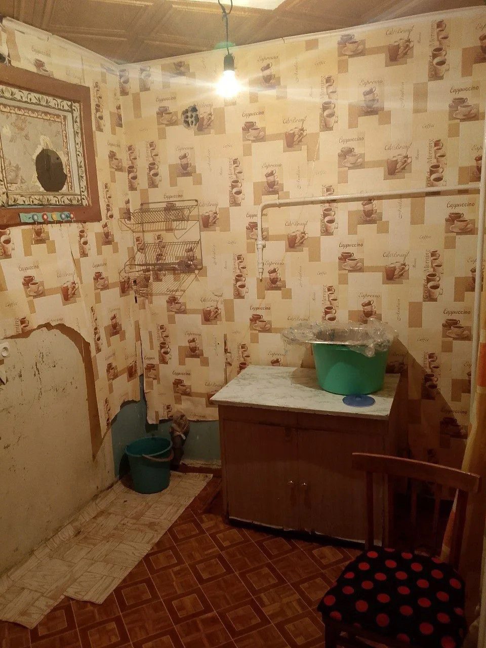 Жилая недвижимость - квартира, находящаяся в залоге у АО "ТБанк", адрес: Республика Хакасия, р-н Аскизский, рп. Вершина Тёи, ул. Советская, д. 24, кв. 9 (предмет залога), кадастровый номер 19:05:140114:536.