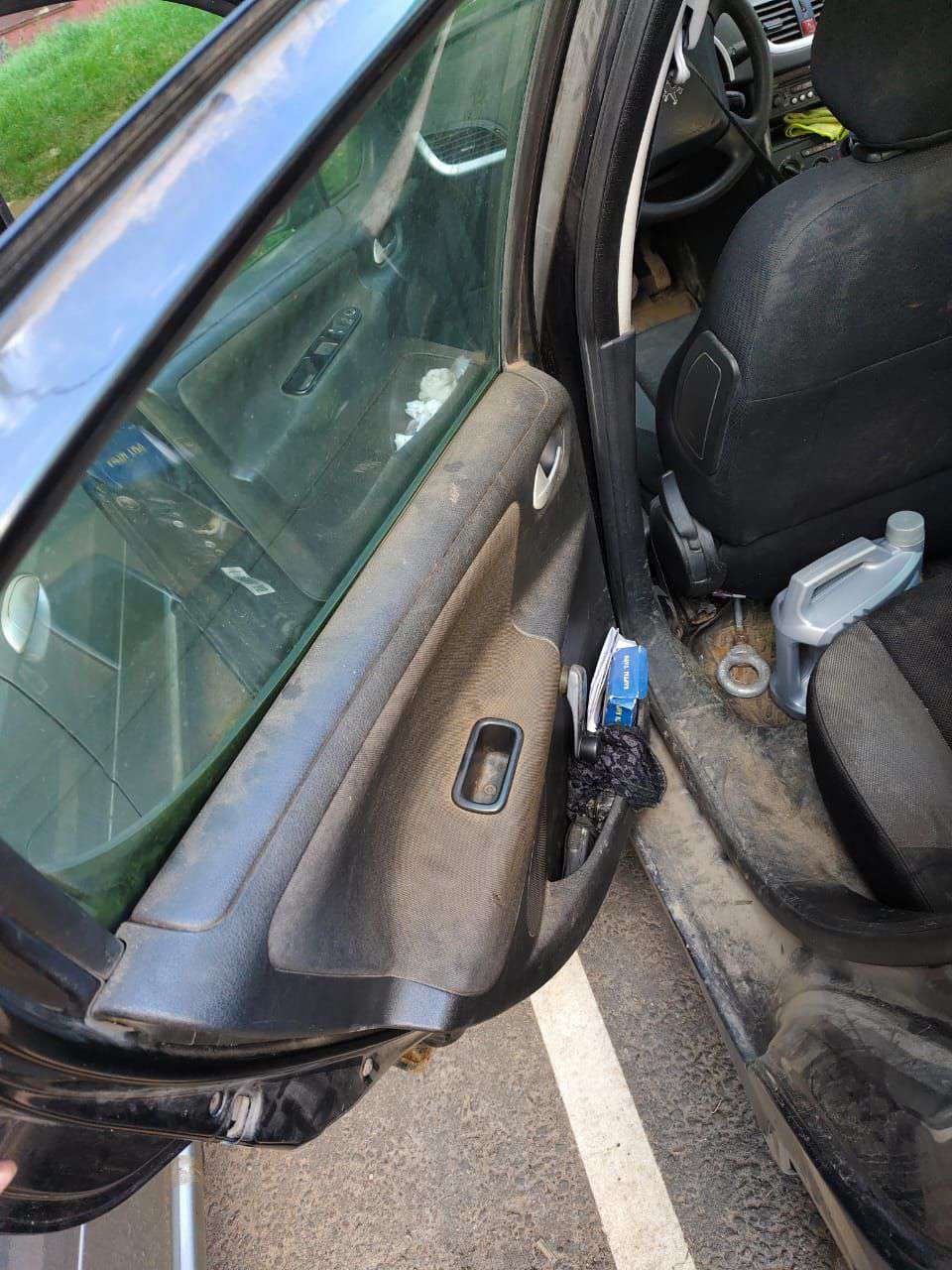 Транспортное средство Peugeot 207, 2009 г.в., цвет черный, VIN VF3WCKFUC9W022452. Требуется химчистка салона, замена переднего и заднего бампера, ремонт передней левой арки, задней правой арки, ремонт по устранению коррозии метала.