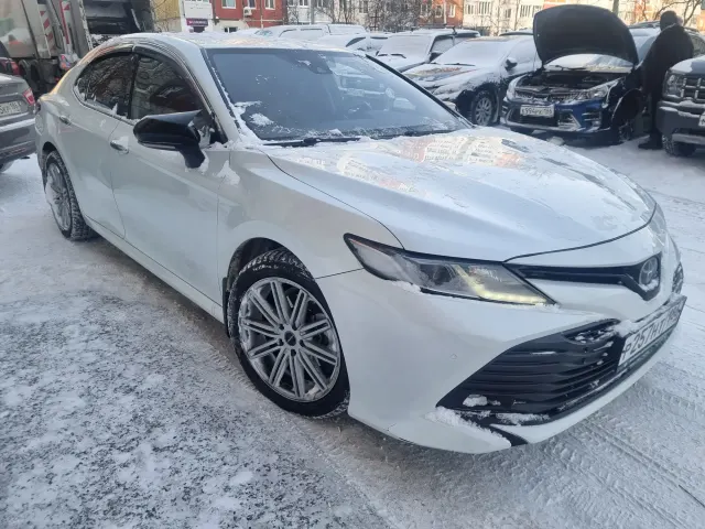 Движимое имущество: Ид. №(VIN): XW7BF3HK40S183060, Марка, модель ТС: Toyota Camry, Категория ТС: B, Год изготовления ТС: 2021, Модель, № двигателя: 2AR 2558717, Кузов (кабина, прицеп): XW7BF3HK40S183060, ПТС №:164301019441284. Находится в залоге ПАО «БыстроБанк».