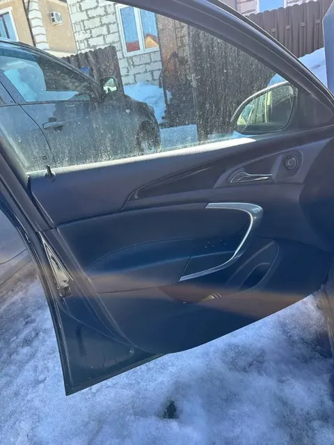 Автомобиль легковой Opel Insignia, 2011 г.в., VIN XWFGT5GE1B0000091 Находится в залоге Сбербанк. Тех. описание: Будет прикреплено отдельным файлом, просьба ознакомиться с ним перед подачей заявки для участия в торгах.