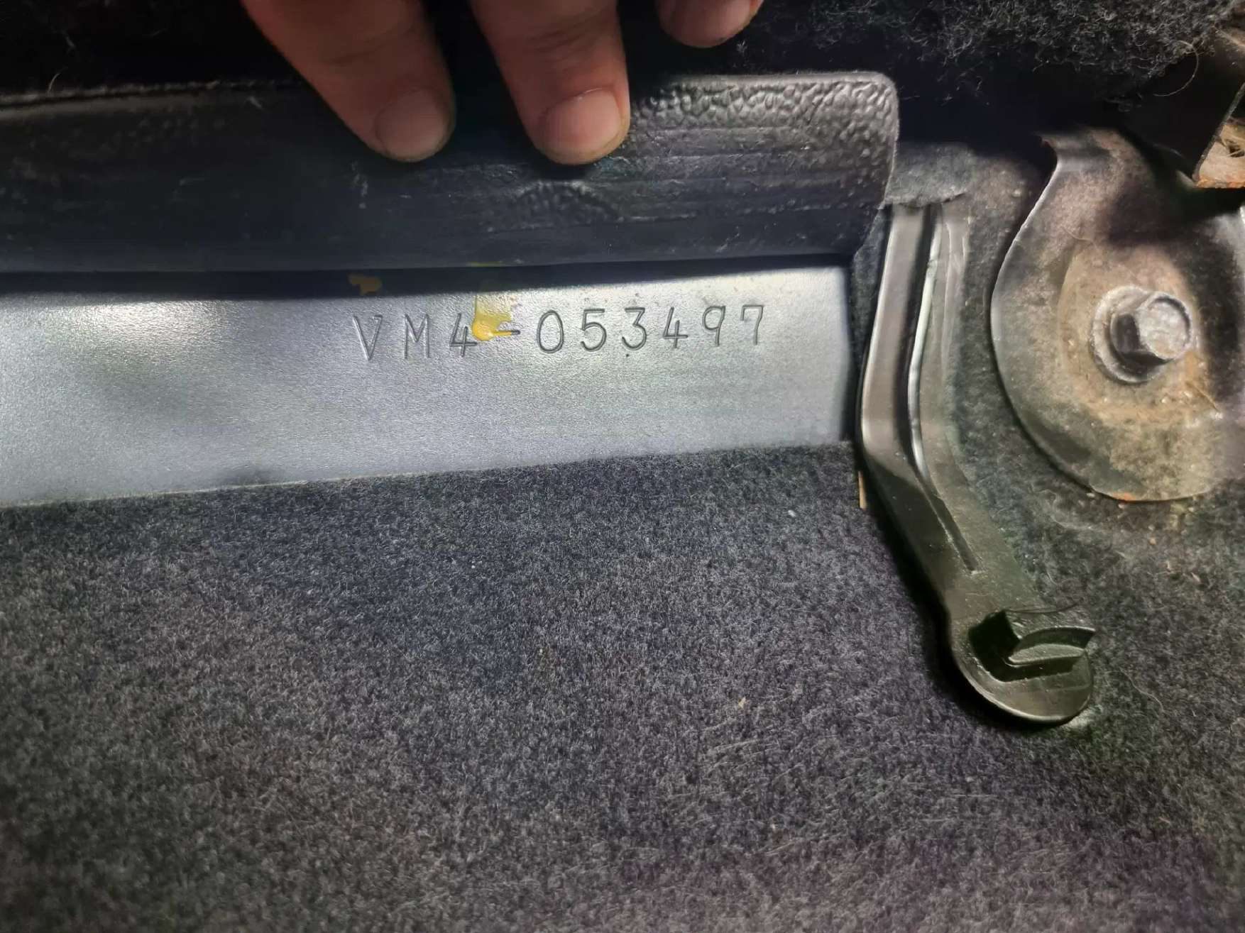 Автомобиль