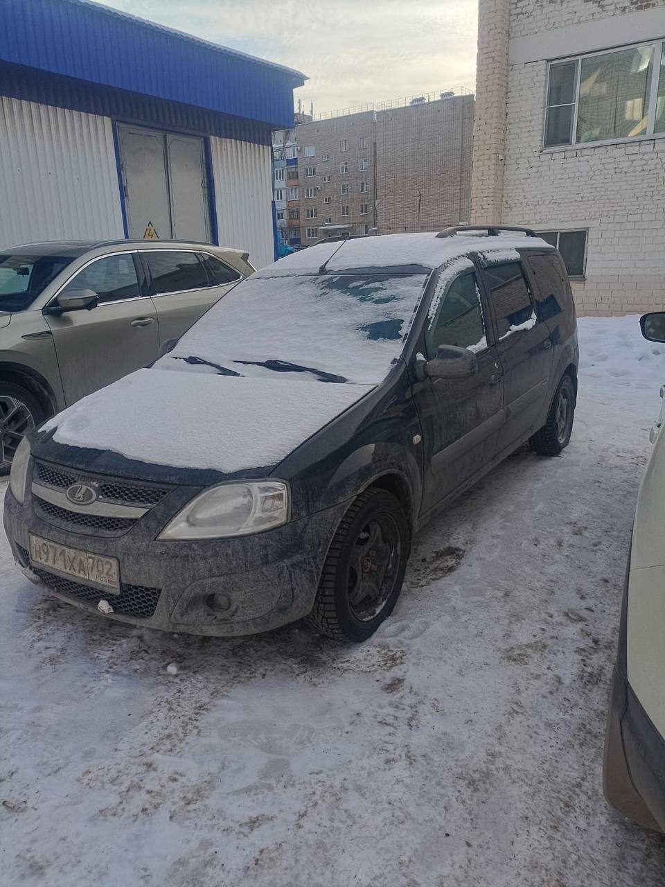 Транспортное средство- марка LADA, модель LARGUS, год выпуска 2018, VIN XTARS045LJ1083810 - является предметом залога АО «АЛЬФА-БАНК».