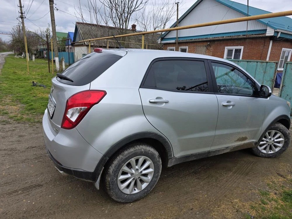 автомобиль SSANGYONG ACTYON 2014 года выпуска, VIN RUMA0A1SSF0031966, является предметом залога ООО «МБ РУС Банк»