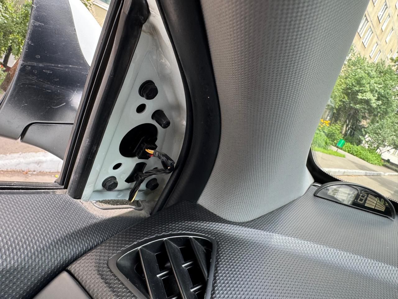 автомобиль марки HYUNDAI SOLARIS, выпуска 2014 года, кузов № Z94CT51DBFR109956, цвет белый, идентификационный номер VIN:Z94CT51DBFR109956, номерной знак К 022 АА – является предметом залога Романовской О.А