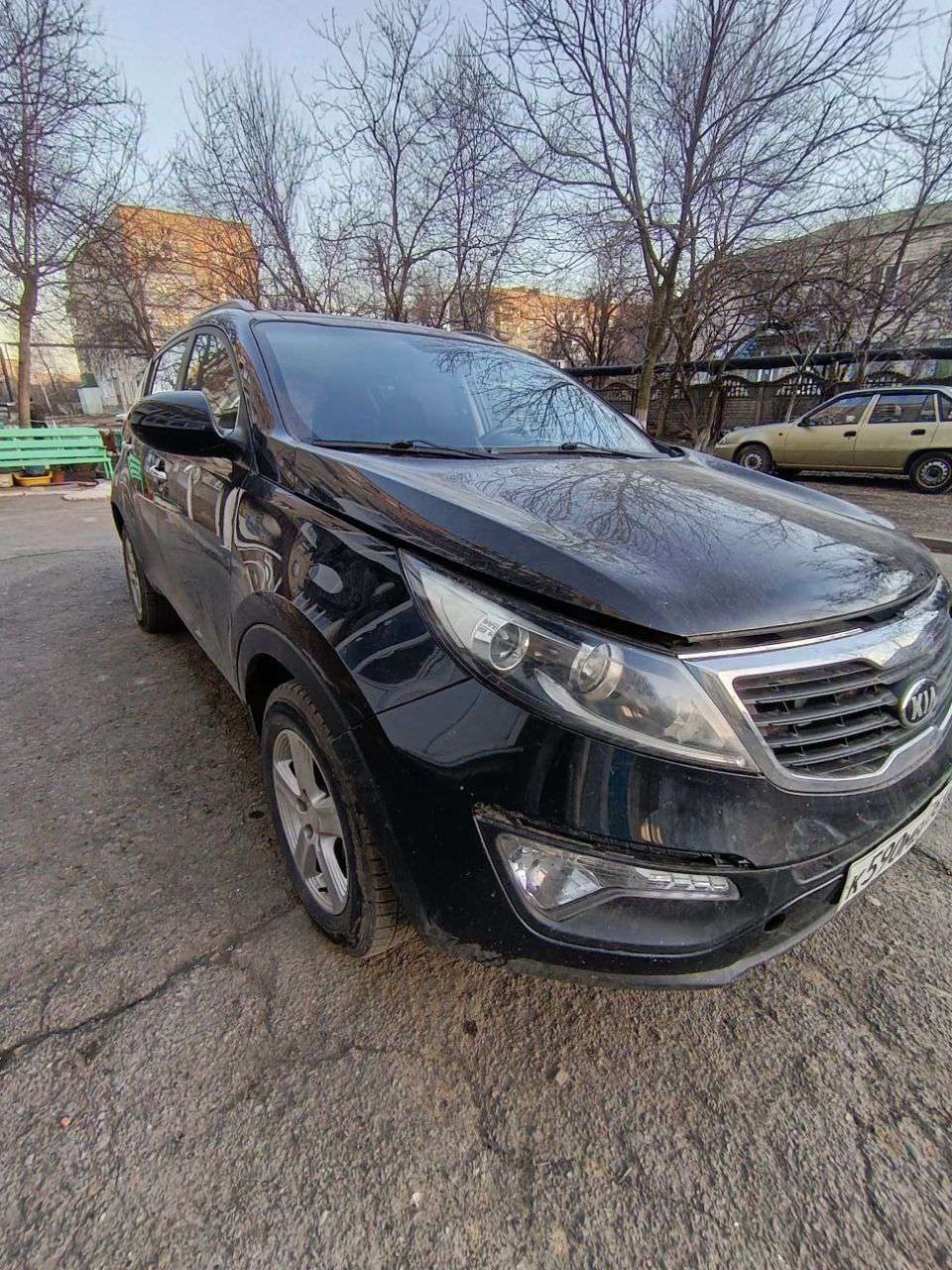 Легковой автомобиль, марка Kia Sportage, VIN: KNAPC816BCK307747, год выпуска: 2012 - является предметом залога АО "ОТП Банк".
