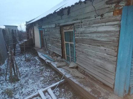 Кадастровый номер: 22:19:070010:2057Назначение: ЖилоеВиды разрешенного использования: жилоеМестоположение: Алтайский край, Косихинский р-н, с. Налобиха, ул. Чкалова, д. 6Площадь: 28.4Право: Общая долевая собственность, доля в праве 1/41/4 земельного участка с кадастровым номером 22:19:070010:970Российская Федерация, Алтайский край, районКосихинский, с. Налобиха, ул. Чкалова, дом 6Площадь 1879 +/- 15