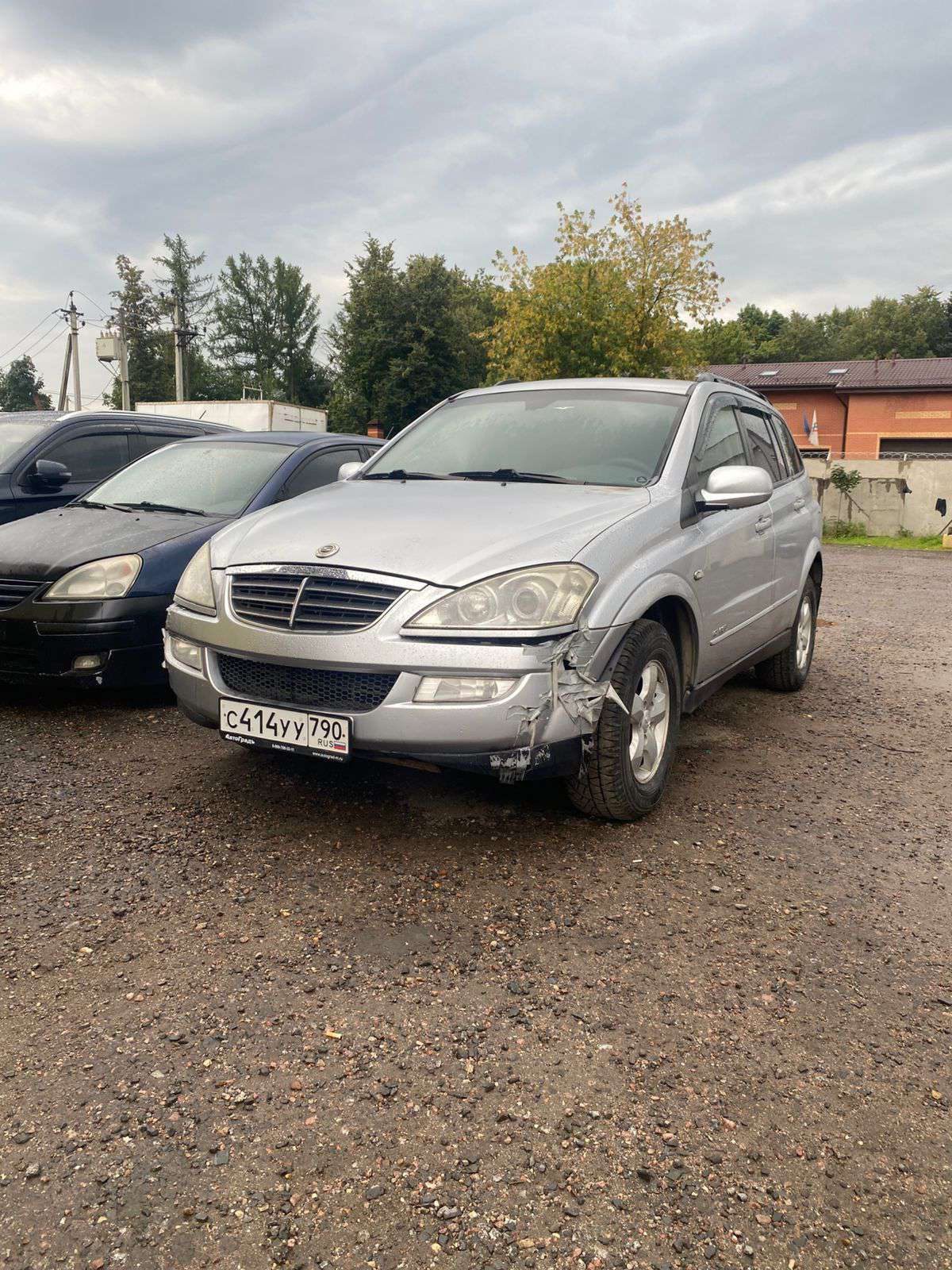 Автотранспортное средство со следующими характеристиками: Модель автомобиля: ССАНГ ЕНГ KYRO II; 2011 года выпуска; номер двигателя 664950 12580679; VIN Z8US0A1KSC0021081 – является предметом залога АО "Азиатско-Тихоокеанский банк".