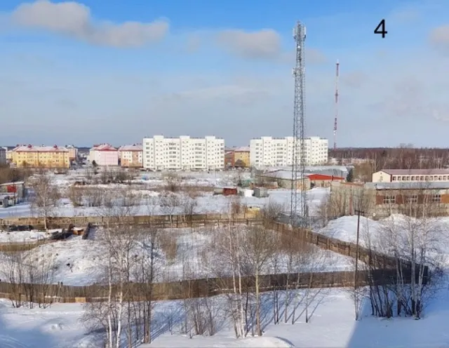 Земельный участок, площадь 11432+/- 37 кв.м., назначение: Землинаселенных пунктов, адрес(местонахождение): Россия, Ханты-Мансийский автономный округ -Югра, Нижневартовск, в районемолокозавода в старой части города,кадастровый (условный) номер:86:11:0501013:69 Находится всовместной собственности.