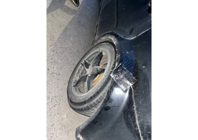 Транспортное средство марки Nissan Cube, 2003 г.в., цвет черный, VIN отсутствует, номер кузова: BZ11066957, ГРЗ Т013СЕ73 Машина не на ходу. Лопнул задний левый стакан, стойка амортизатора находится в салоне, так же сгнили задние лонжероны, задняя часть автомобиля, можно сказать, лежит на колесах, требуется ремонт коробки передач. Машина находится в г.Ульяновске, стоит на парковке. Оригинал ПТС и автомобиль находится в залоге «Березкар»