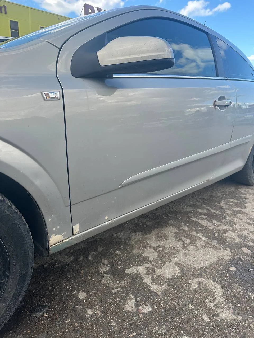 Транспортное средство: Opel Astra, год выпуска – 2009, VIN: XUF0AHL089B014232