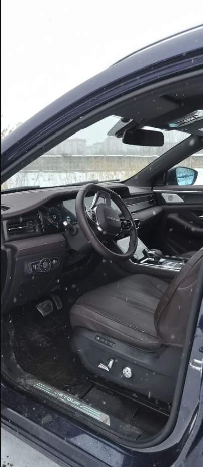 Легковой автомобиль JETOUR X90PLUS JB1FPL4BL, год изготовления: 2023 г.в., цвет: синий, VIN: HJRPBGJB3PF138393, мощность двигателя: 244 л.с., рабочий объем двигателя, куб. см: 1998 см3