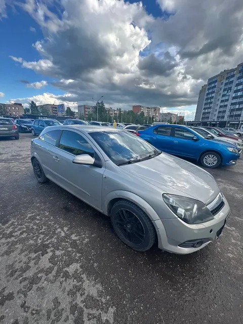 Транспортное средство: Opel Astra, год выпуска – 2009, VIN: XUF0AHL089B014232