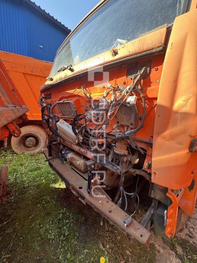 Реализация имущества ООО УМ №11 по Лоту №10 КАМАЗ 6520 XTC652000B1232458 - 2011