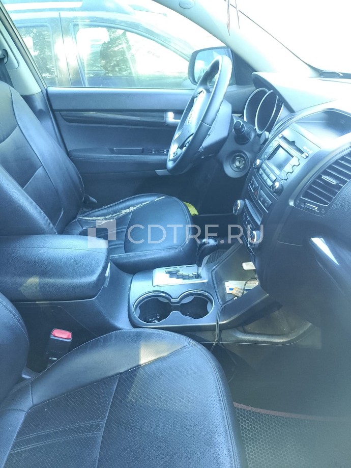 Kia Sorento; Год выпуска: 2009 г.в.; VIN KNAKU811DA5005400