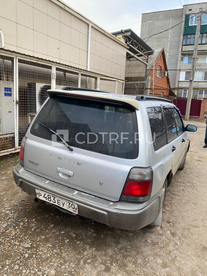 Автомобиль SUBARU FORESTER универсал, 1997 г.в., цвет серый