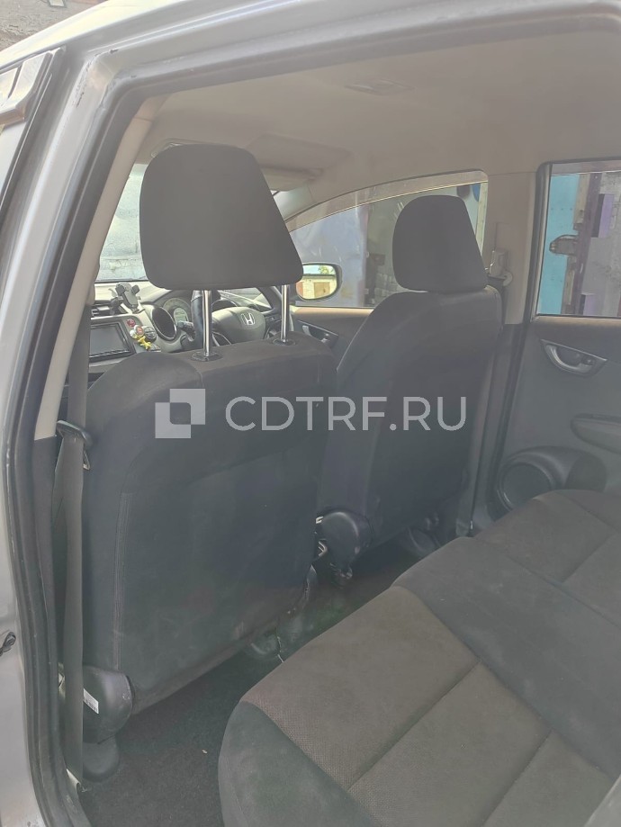 Макаренко Олеся Алексеевна. Автомобиль HONDA FIT SHUTTLE