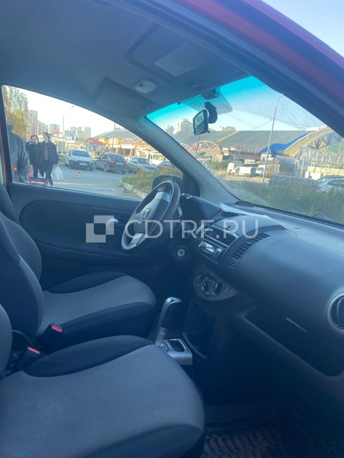 Легковой автомобиль марка, модель NISSAN NOTE 2011 г.в.