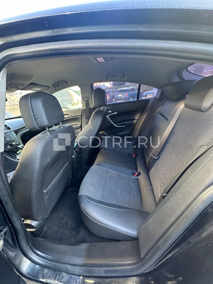 Opel Insignia 2012 в залоге у АО "ТБанк"
